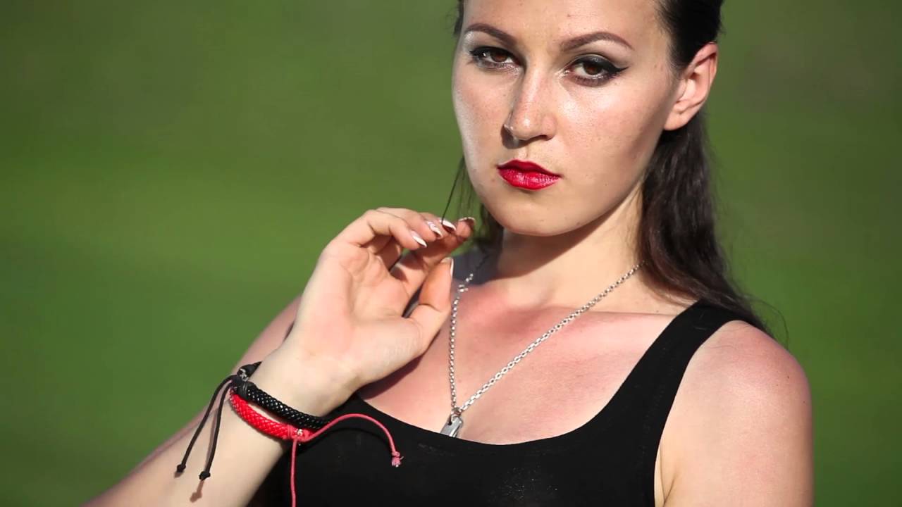 Главный судья соревнований по практической стрельбе в Алматы, инструктор Анна Янц