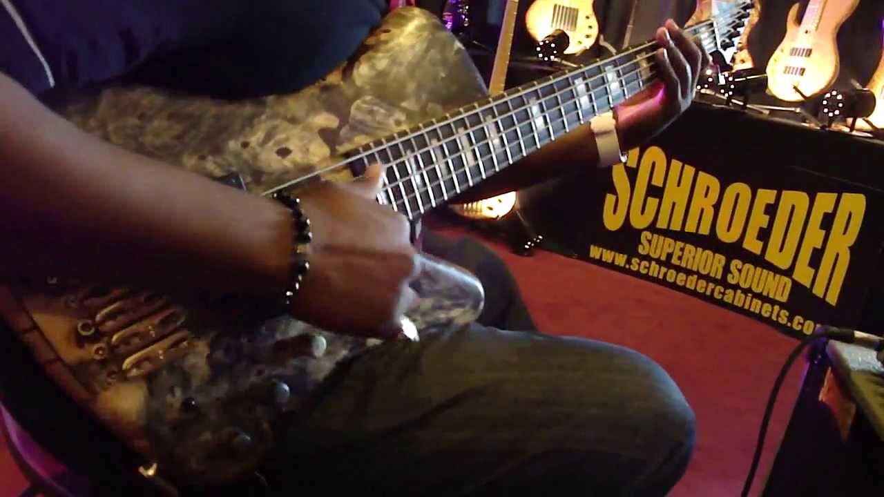 Sukop 5 string Retro Firebird bass demo