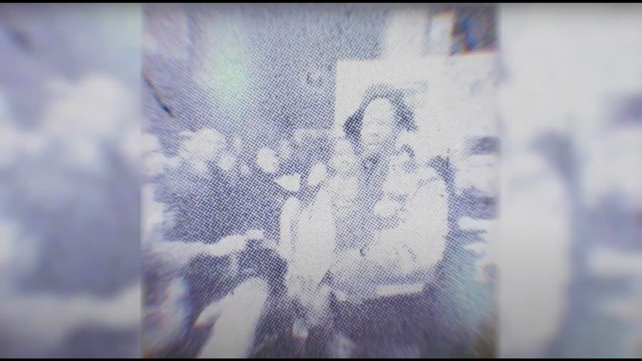 MIDDMANN - CHEATCODES (ft. ICYTWAT) Official Visualizer auf YouTube ansehen MIDDMANN - CHEATCODES (ft. ICYTWAT) Official Visualizer auf YouTube ansehen
