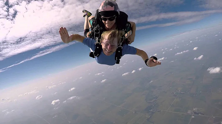 1513 Terry Tolson Skydive at Chicagoland Skydiving...