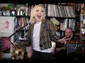 Capture de la vidéo Carly Rae Jepsen: Npr Music Tiny Desk Concert