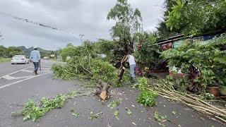 Nearly 10,000 people evacuated as Hurricane Julia drenches Central America screenshot 5