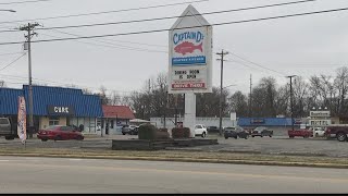 Police searching for suspect in Captain D’s drive thru armed robbery
