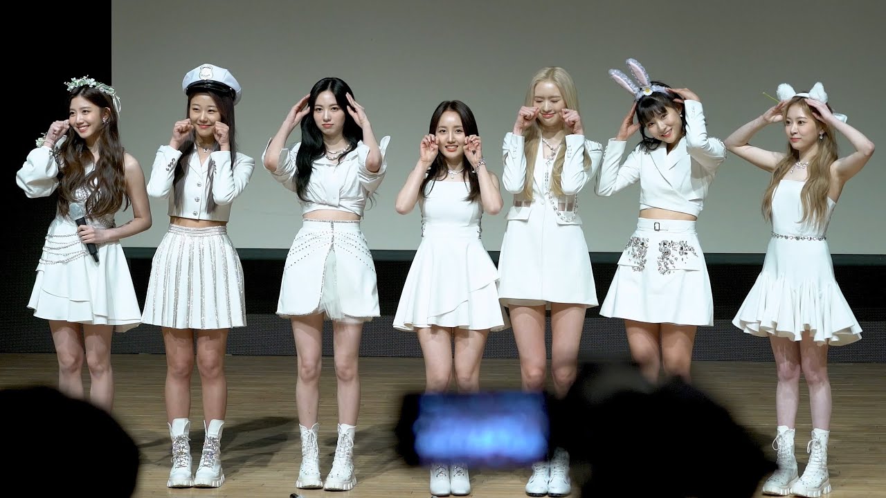 220327 체리블렛(Cherry Bullet)  'Comment full version'   4K 직캠(fancam)  @fansign 일지아트홀