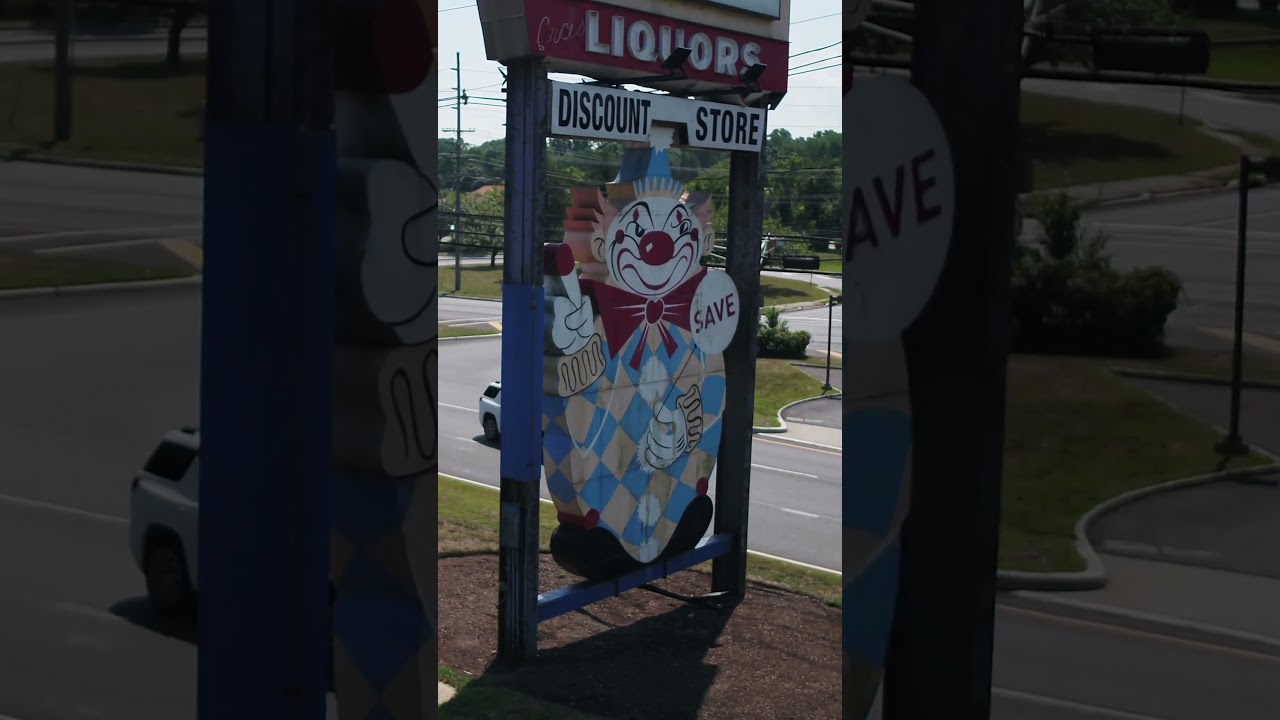 This giant steel clown is a beloved N.J. landmark
