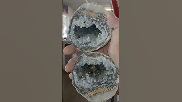 A Geode Throwback For Your Serotonin Levels #geodes #crystals #gems #quartz #calcite