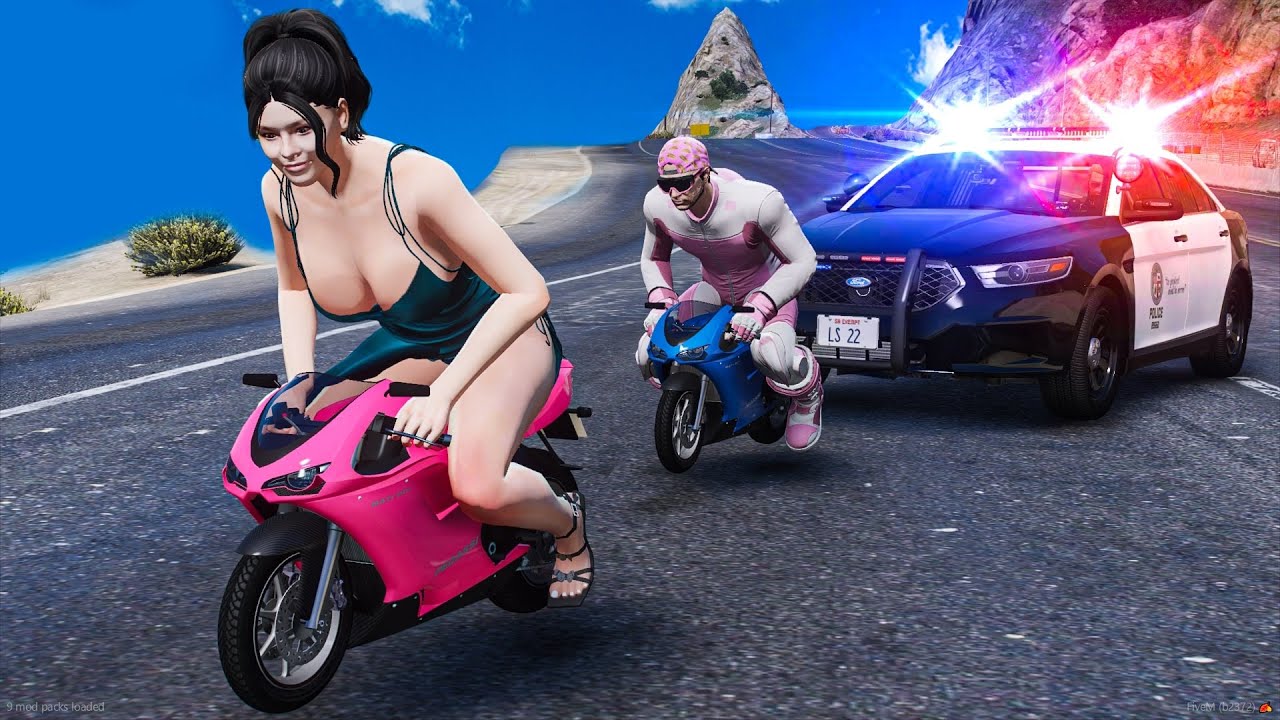 Robbing Banks with Selena Gomez in GTA 5
