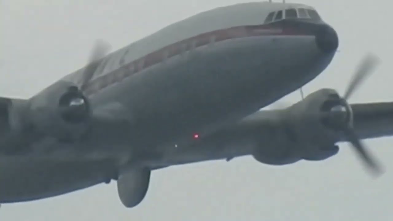 Travolta visit to the Illawarra [Albion Park Airport]historcal  restore society