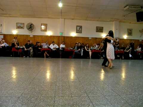 Frank Obregón y Jenny Gil en La Baldosa Vals VIEJO PORTÓN