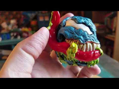 SDCC 2019 Exclusive Venom Mondoids Spiderman Mondo Vinyl Figure