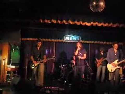 Assista a Veiled - Killing Fields no YouTube Assista a Veiled - Killing Fields no YouTube