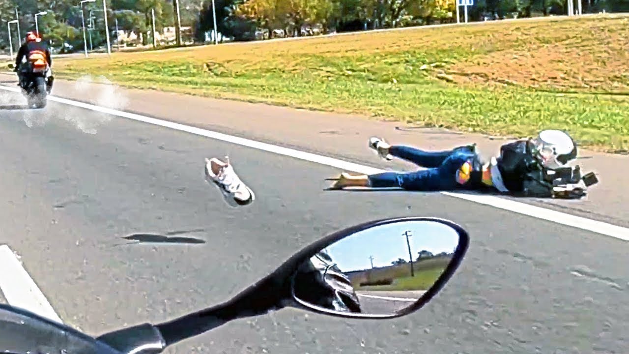 Passenger FALLS off the BIKE – Epic Motorcycle Moments Ep. 186
