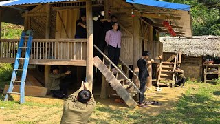 Download Lagu The police suddenly surrounded the criminals' base. Dung was taken hostage. MP3 Download Lagu The police suddenly surrounded the criminals' base. Dung was taken hostage. MP3