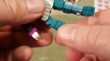 Dr. Wu Chatter Source (Transformers Squawk Box) Review