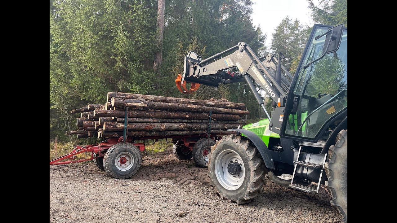 60 Ster Holz aufladen und Abtransport mit Langholzwagen. Deutz AgroXtra 4.07