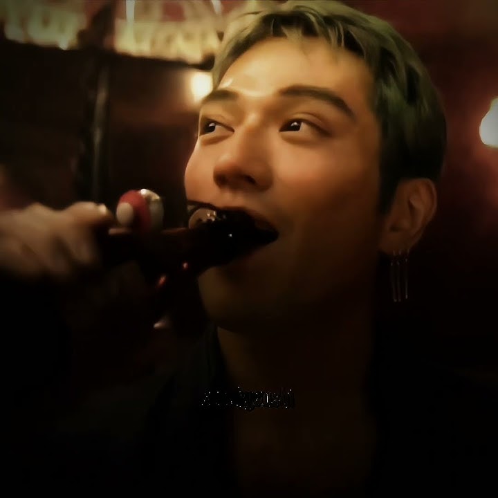 {R. ZORO} HAPPY BIRTHDAY TO HIM 😁🥳