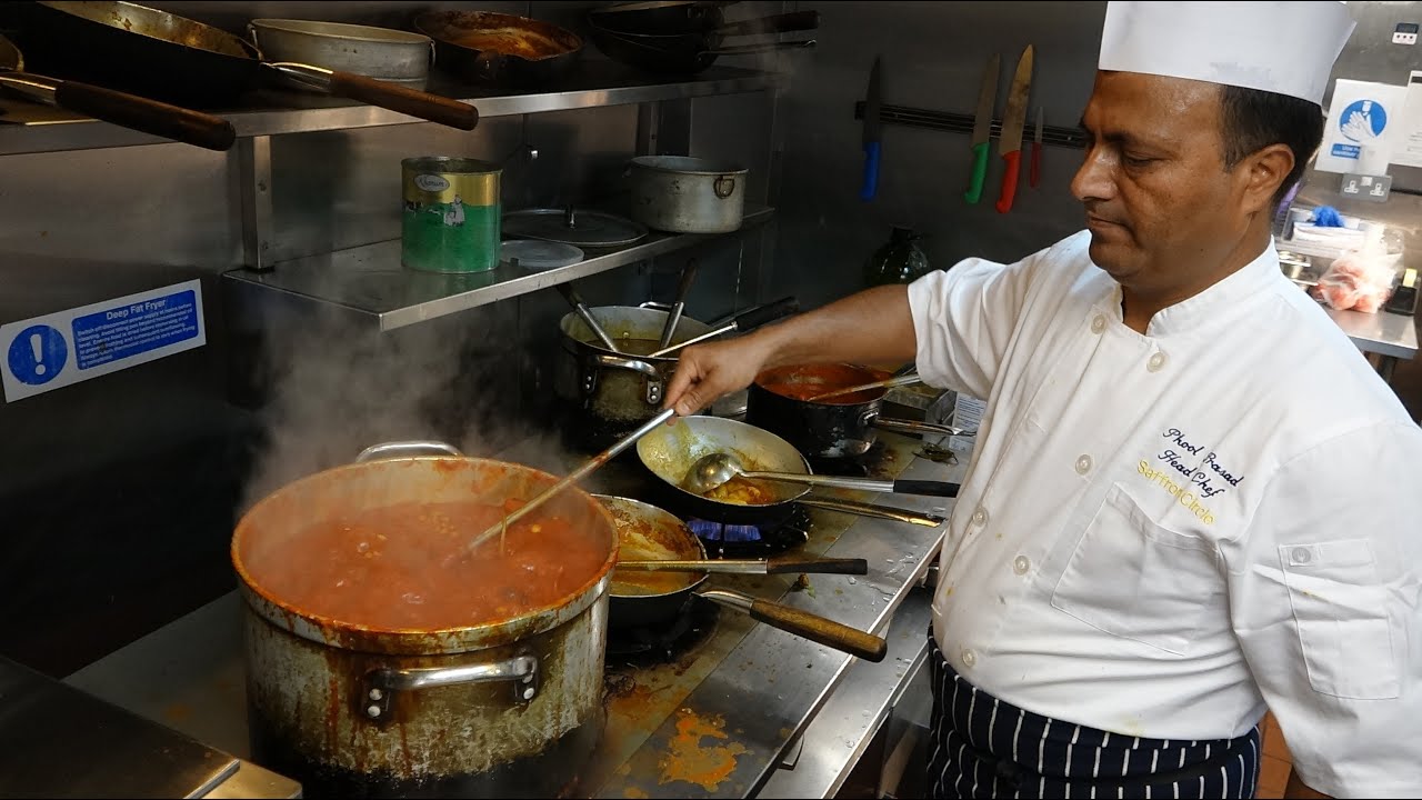 Makhni Sauce Recipe "Master Gravy" by Head Chef at Saffron Circle
