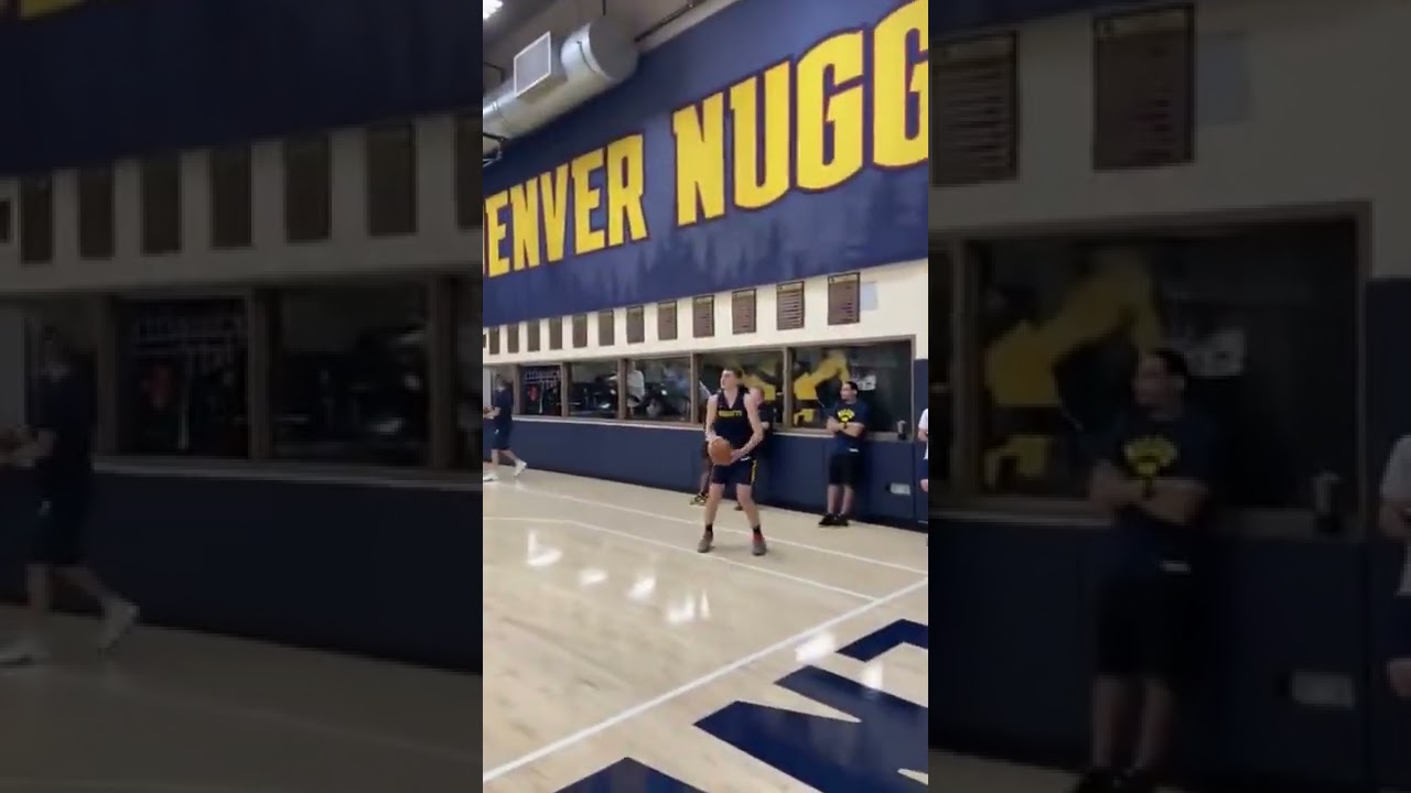 Draft Prospect Nikola Jovic working out for the Nuggets