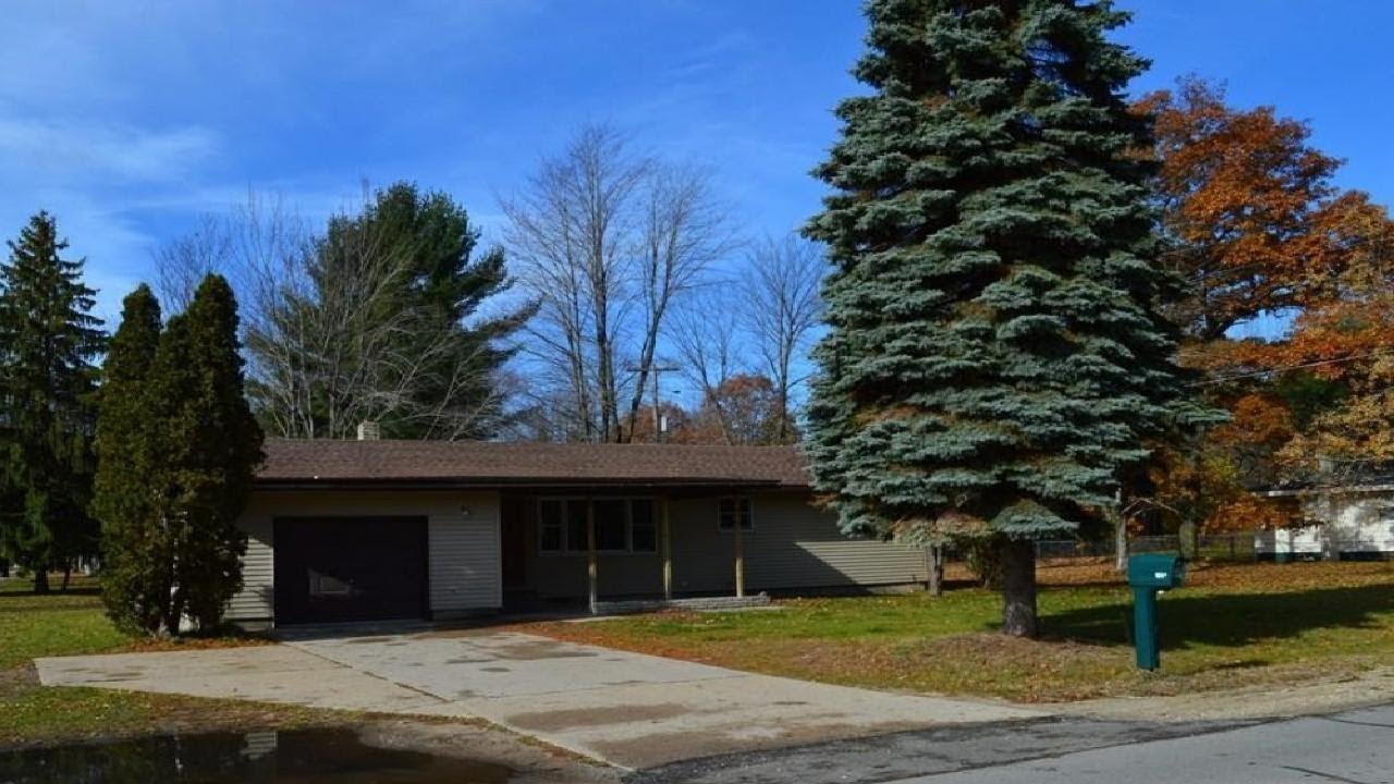 1021 W Kalkaska Road, Kalkaska, MI Presented by Chad Anderson. YouTube