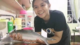 Cleaning a fish - TLE