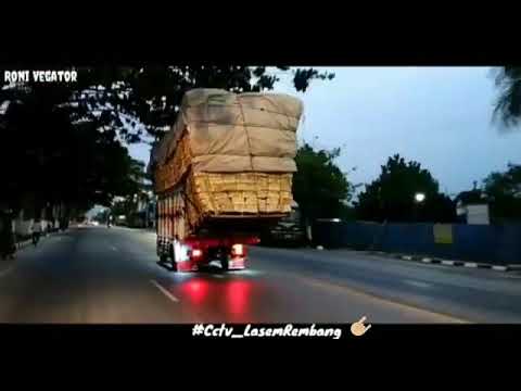vidio-bagus-buat-story-wa-kekinian-anak-cctv-/-truk-mania-#65-|-truk-oleng-parah