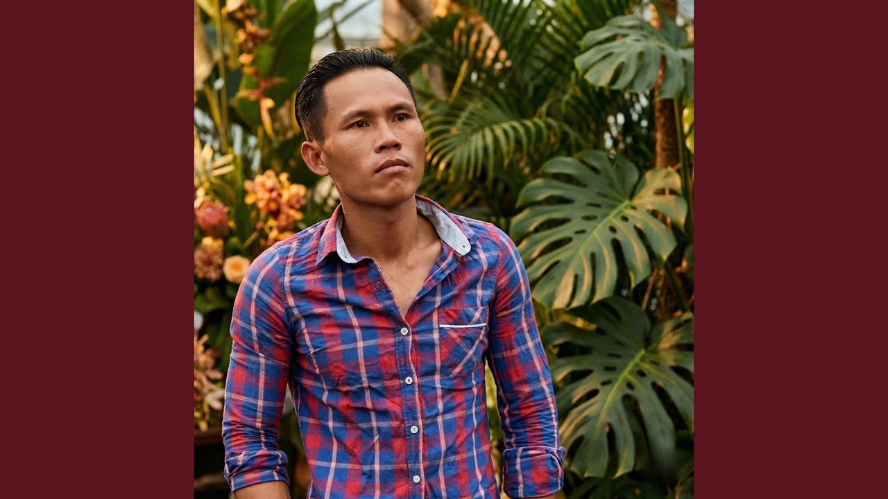 ນ້ອຍໃຈວາດສະຫນາ (น้อยใจวาดสะหนา)