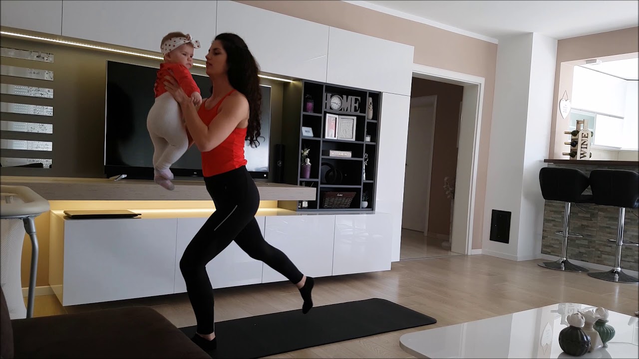 Home workout with baby- the whole body ~ Kućni trening s bebom- cijelo tijelo