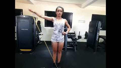 Elevação Lateral Com Elástico