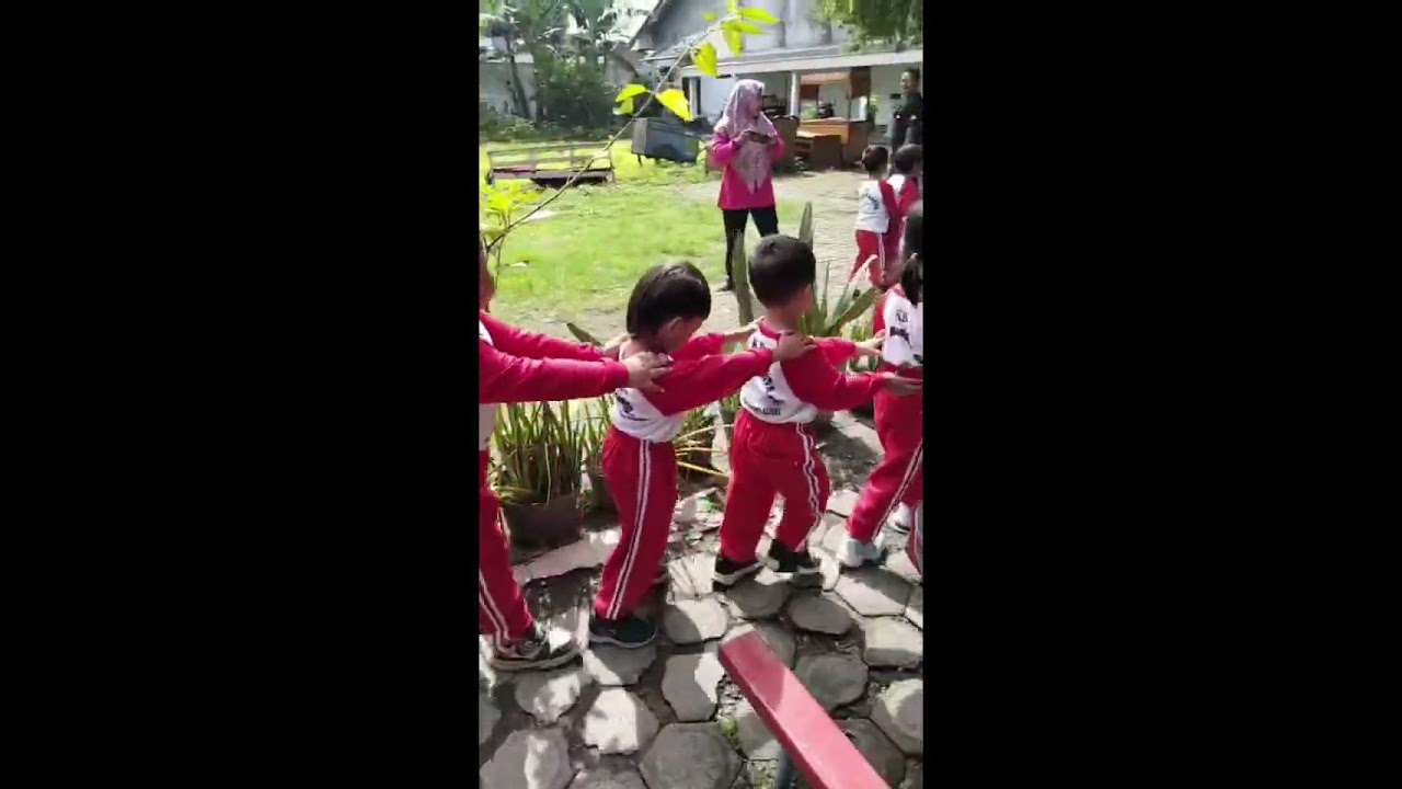 Belajar mengenal rambu-rambu lalulintas, KB Tunas Bangsa 