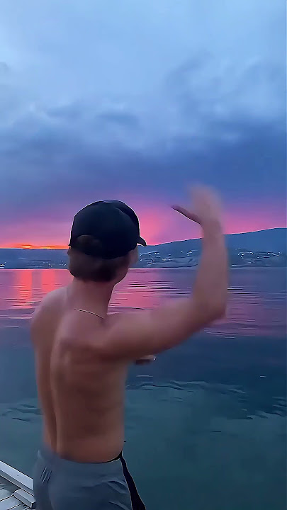 Lighting like a god