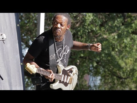 eric-gales---"sea-of-bad-blood"-(live-at-the-2017-dallas-guitar-show)