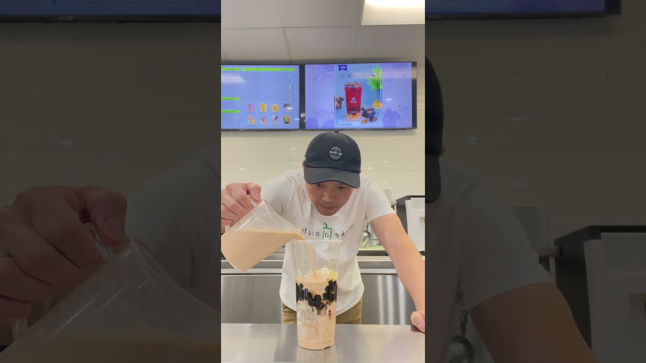 Это даже не полная чашка 😂 