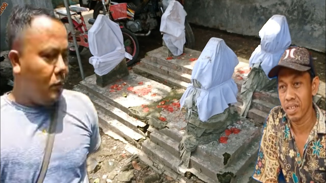 KESAKSIAN WARGA JAGAPURA TENTANG MAKAM MISTERIUS DI DESANYA |Apakah Makam Baridin Suratminah ????