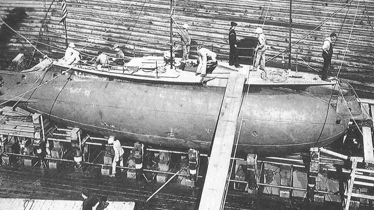 Uncovering Middlesex County August 2018: USS Holland (SS 1)