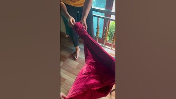 #youtubeshorts Có bác nào vá được cái áo này giúp bà em không ạ ?? Tội cho cái áo ghê #yeuthuong