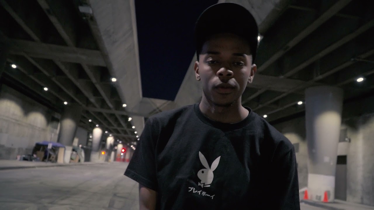J $avage - Broken Letters (Official Music Video) bekijken op YouTube J $avage - Broken Letters (Official Music Video) bekijken op YouTube
