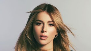 Roxie Węgiel - Physical