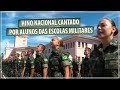 Vibração no canto do Hino Nacional