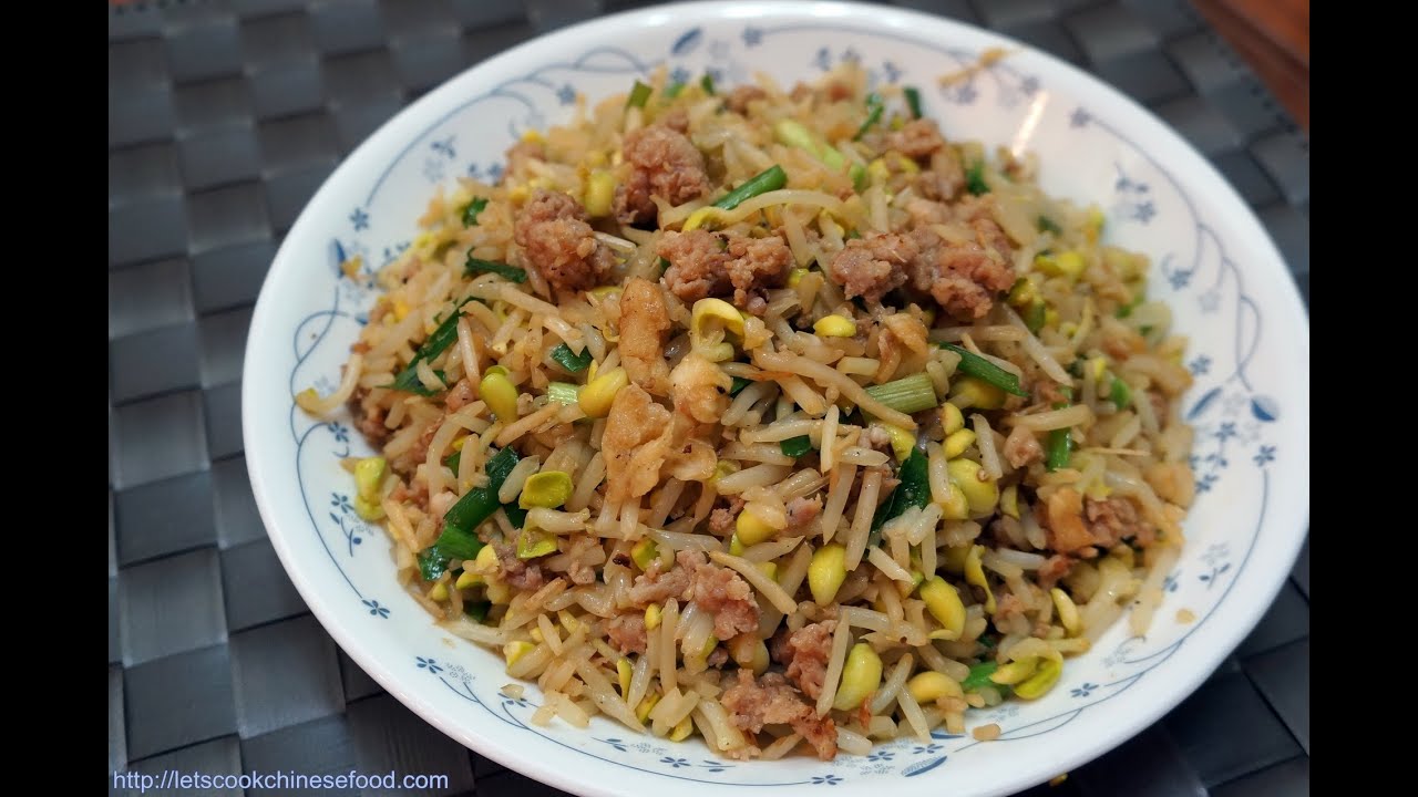 Hong Kong Recipe : Stir-fried Soy bean sprouts with minced pork | LetsCookHongKongFood