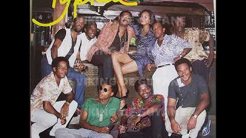 Typical - Voye devan ( ZOUK RETRO ) 1987