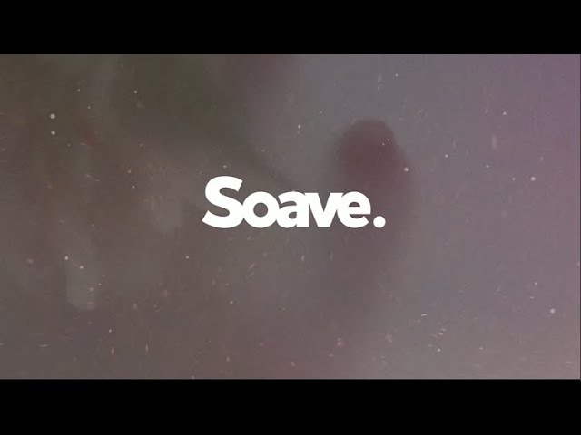 Mira el vídeo musical de {trackName} de {artistName}