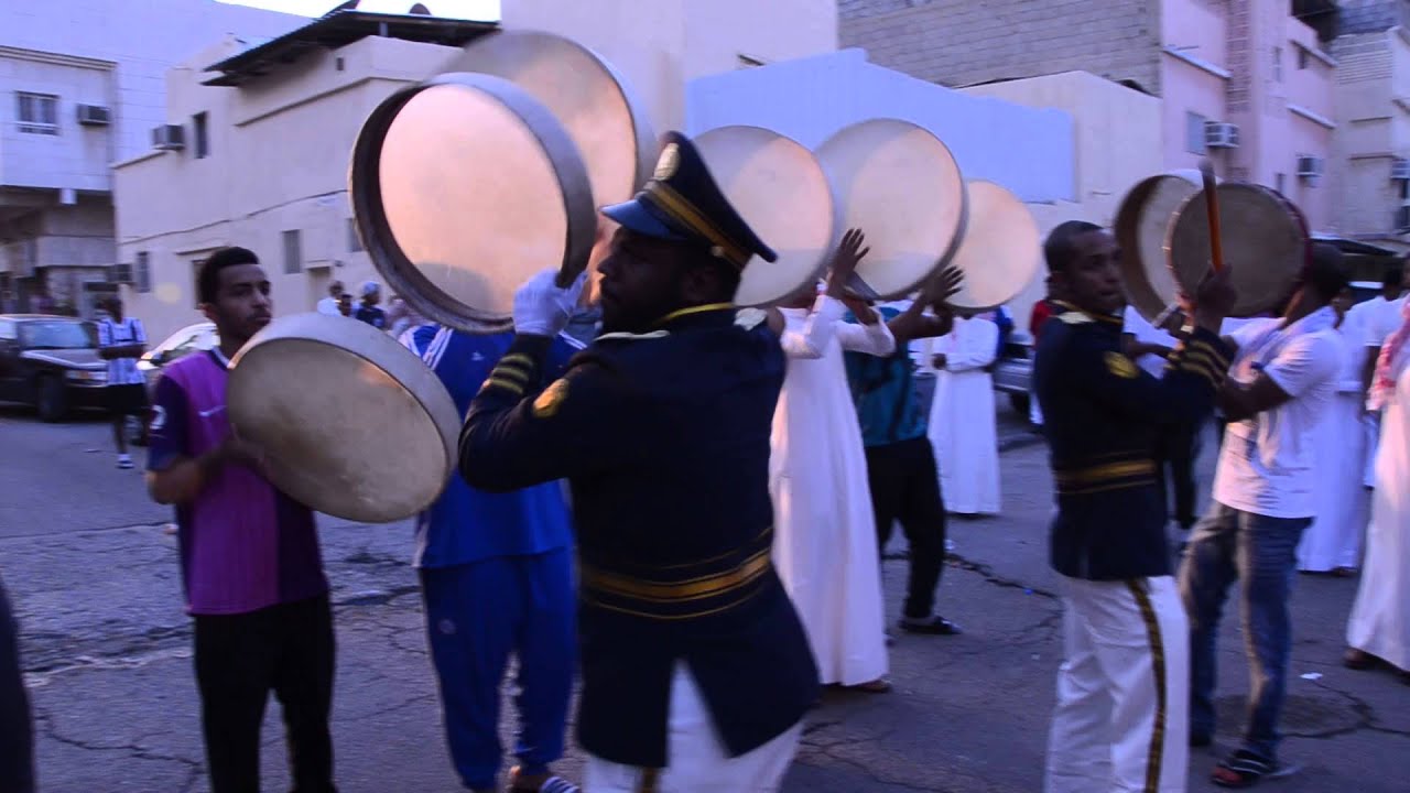 بوسويحل عرضه يوم تخرجه عند بيت جدي مدينه العمال 26 5 1435 7