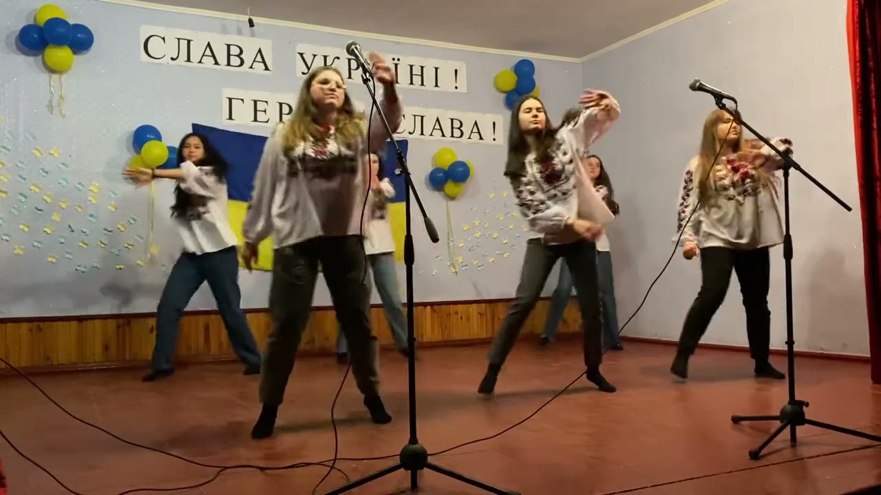 Танець «Чорнобрива» - колектив «Мрія».