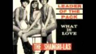 Video thumbnail of "Shangri-Las - Out In The Streets w/ LYRICS"