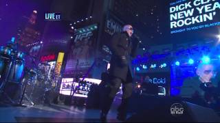 Pitbull - International Love - Rain Over Me - Dick Clark's New Year's Rockin' Eve - HD HIFI Resimi