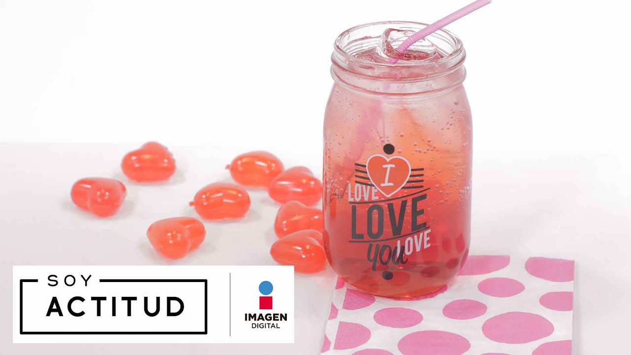 Cómo preparar el drink cupido rojo | ActitudFEM cinetopia
