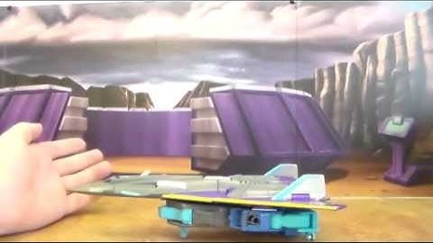 Transformers review Universe 2.0 Darkwind