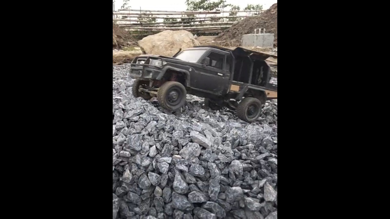 RC Land Cruiser MN82S Off Road Rock Climb – Pure Power!