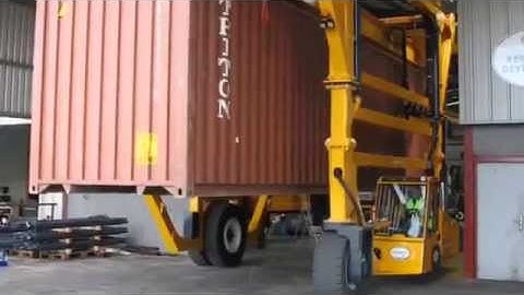 The Combilift Straddle Carrier