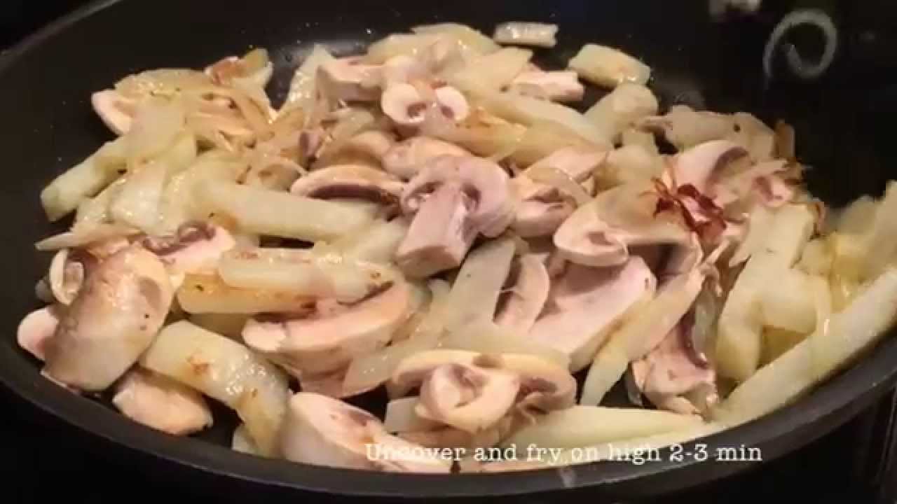 Russian Fried Potatoes with Mushrooms (Жареная картошка с грибами)